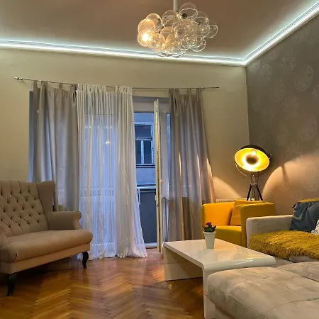 Exclusive Homes Apartamento